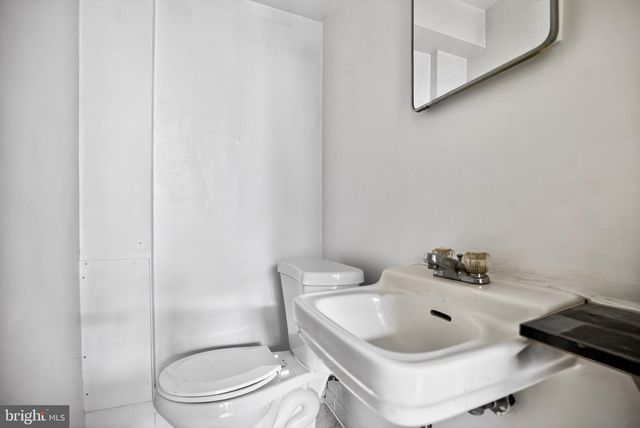 4401 MANAYUNK AVE, Philadelphia, PA 19128