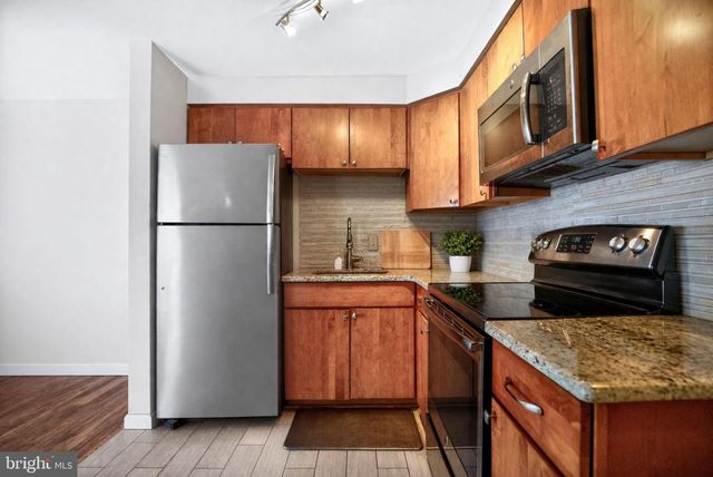 4401 MANAYUNK AVE, Philadelphia, PA 19128