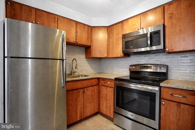 4401 MANAYUNK AVE, Philadelphia, PA 19128