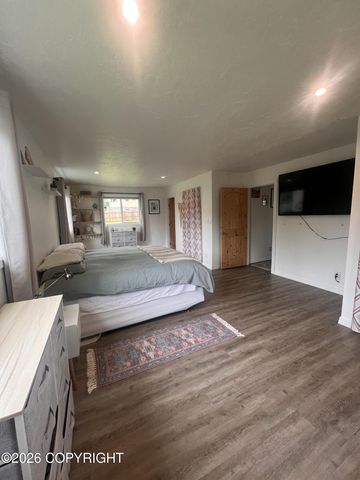 11541 Lower Sunny Circle, Eagle River, AK 99577