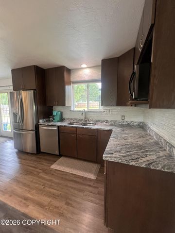 11541 Lower Sunny Circle, Eagle River, AK 99577
