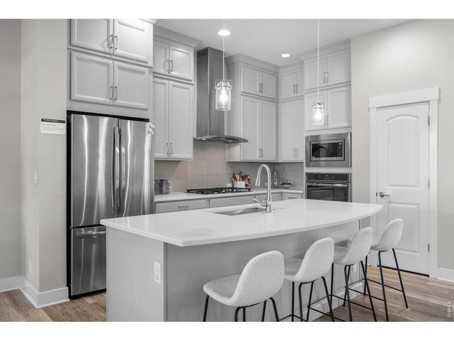 5912 Boston Ct, Denver, CO 80238