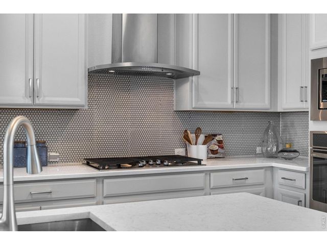 5912 Boston Ct, Denver, CO 80238