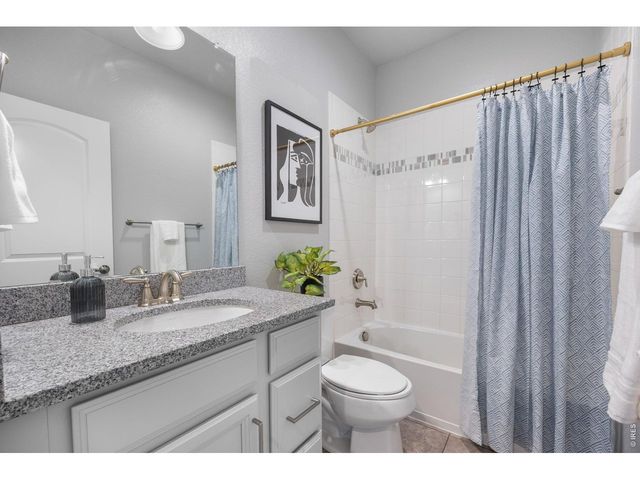 5912 Boston Ct, Denver, CO 80238