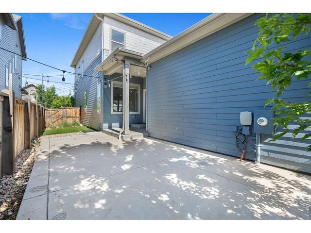 5912 Boston Ct, Denver, CO 80238