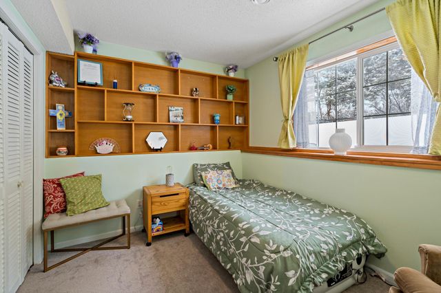 3690 Commonwealth Road, Woodbury, MN 55125