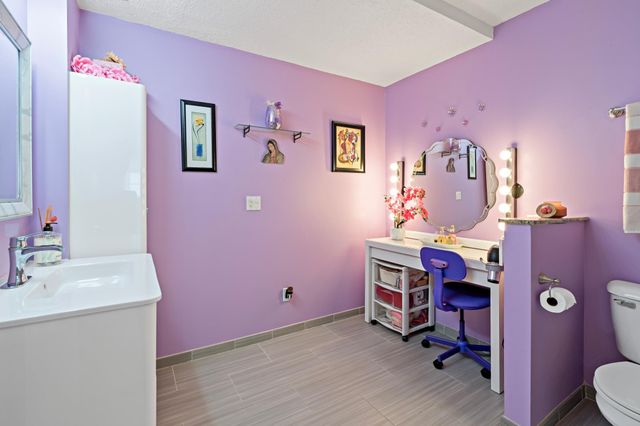 3690 Commonwealth Road, Woodbury, MN 55125