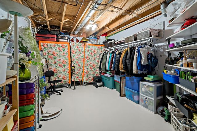 3690 Commonwealth Road, Woodbury, MN 55125