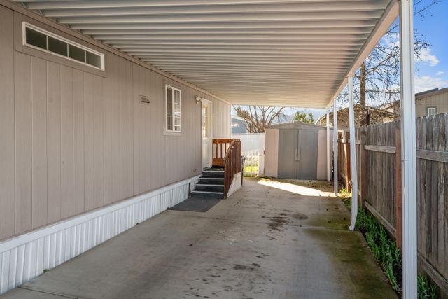 1570 S Peach Street SPC 65, Medford, OR 97501