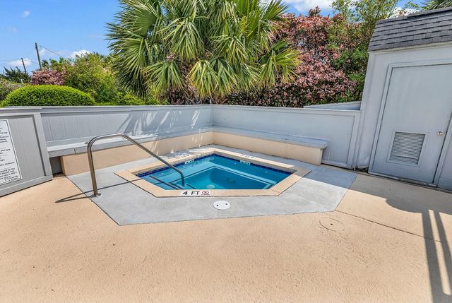 35 Inlet Point Dr Unit 19A, Pawleys Island, SC 29585