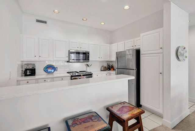 35 Inlet Point Dr Unit 19A, Pawleys Island, SC 29585