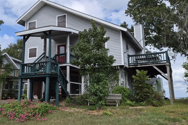 60 Hillcrest Drive, Coldspring, TX 77331