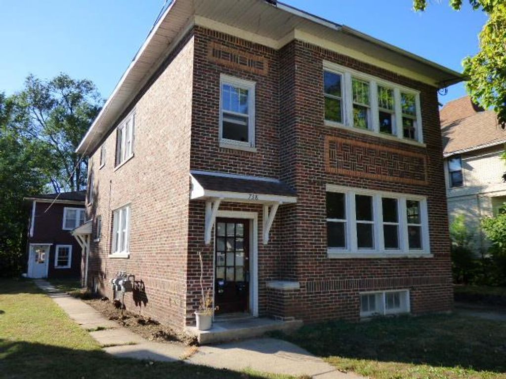 738 Moore Street, Beloit, WI 53511