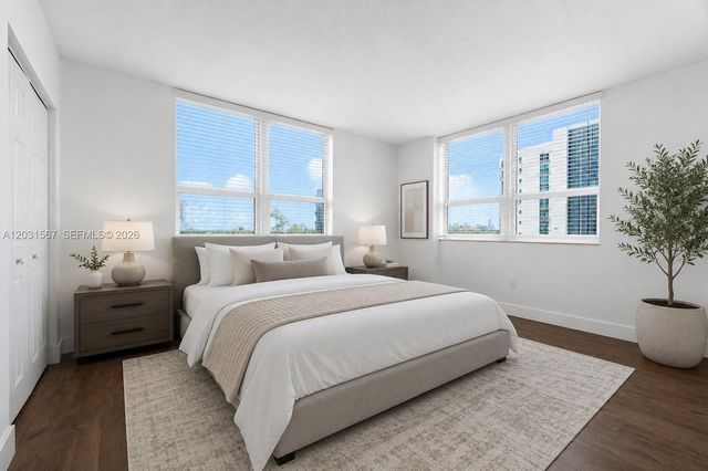 3232 SW 22nd Ter 802, Miami, FL 33145