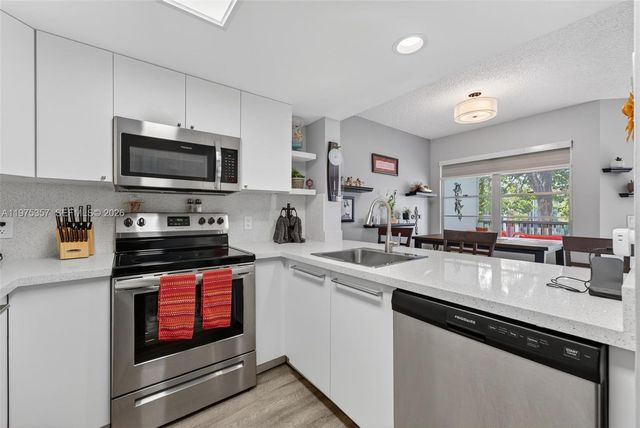 12750 SW 4th Ct 314J, Pembroke Pines, FL 33027