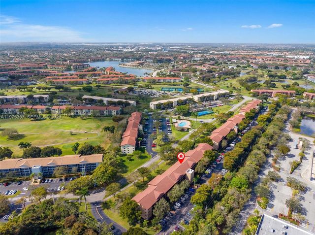 12750 SW 4th Ct 314J, Pembroke Pines, FL 33027