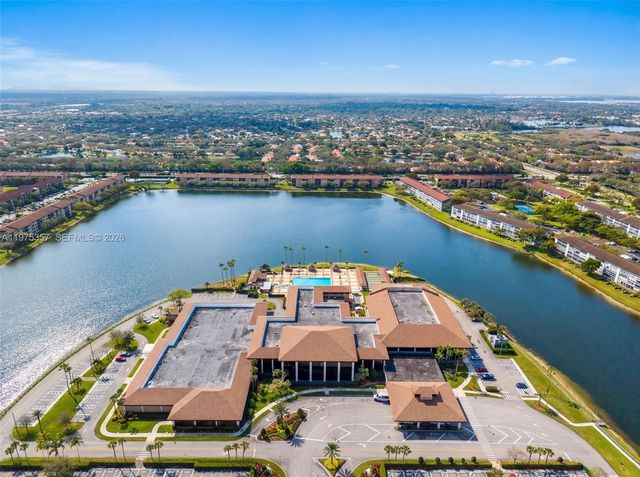 12750 SW 4th Ct 314J, Pembroke Pines, FL 33027