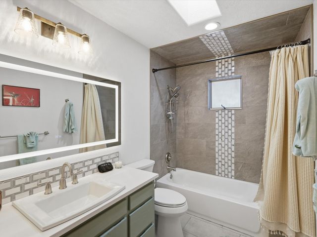 2708 Via Caballero del Sur, Santa Fe, NM 87505