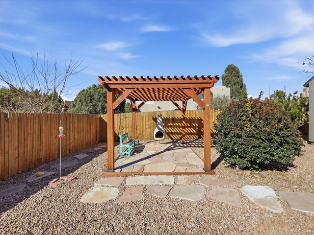 2708 Via Caballero del Sur, Santa Fe, NM 87505
