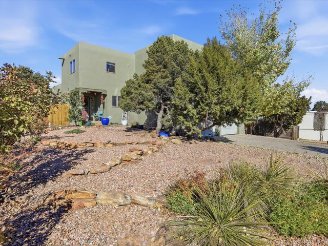 2708 Via Caballero del Sur, Santa Fe, NM 87505