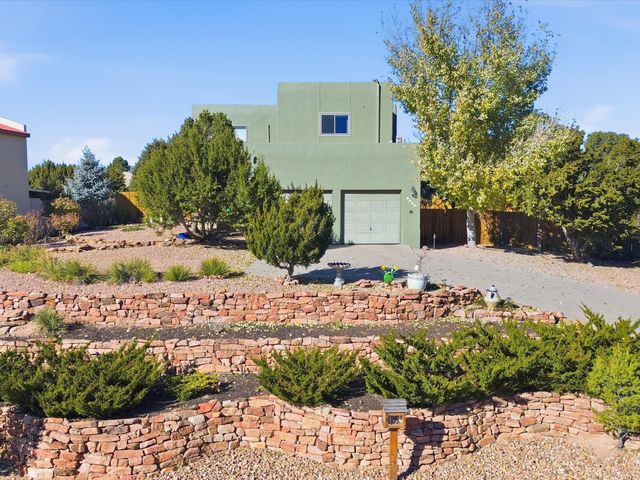 2708 Via Caballero del Sur, Santa Fe, NM 87505