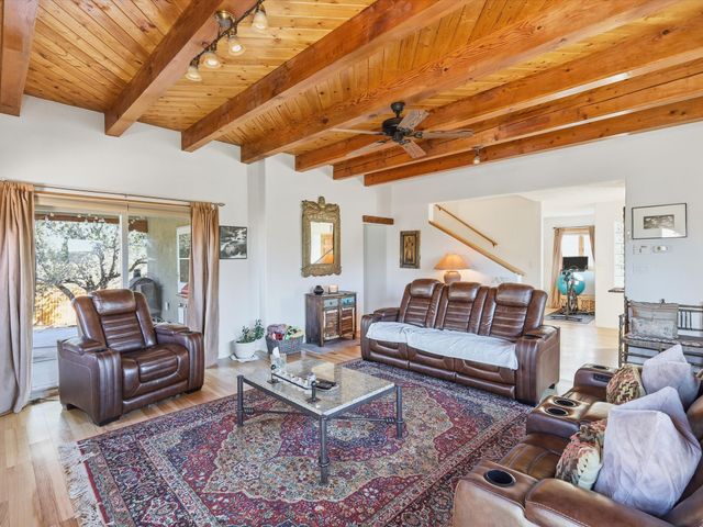 2708 Via Caballero del Sur, Santa Fe, NM 87505