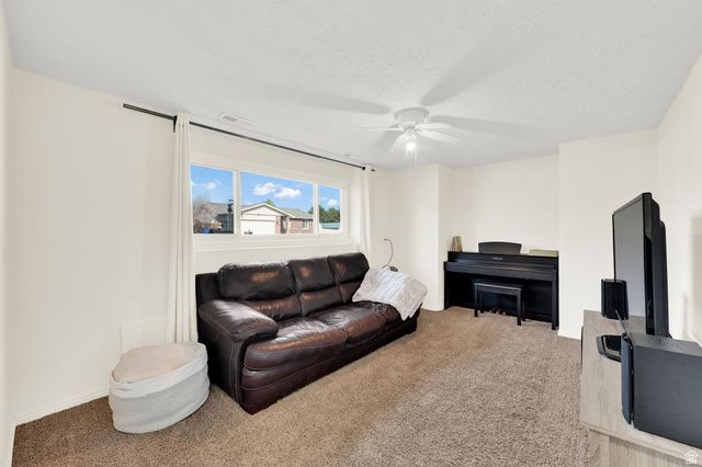 2617 W DONNAWOOD CIR, Salt Lake City, UT 84129