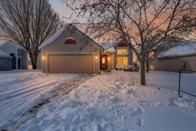 4507 Brookmeadow Drive Se, City Of Kentwood, MI 49512