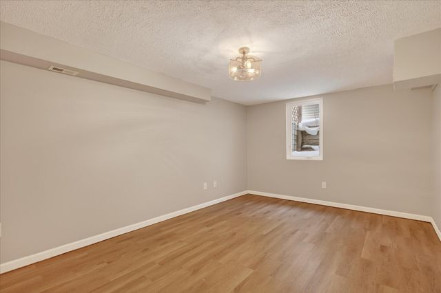 4507 Brookmeadow Drive Se, City Of Kentwood, MI 49512