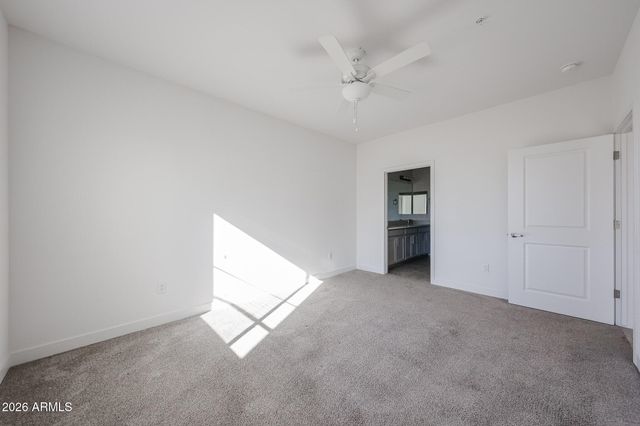 2511 W QUEEN CREEK Road 171, Chandler, AZ 85248