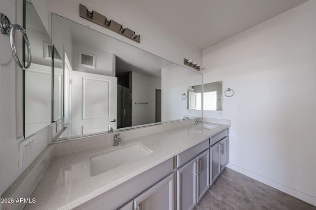 2511 W QUEEN CREEK Road 171, Chandler, AZ 85248