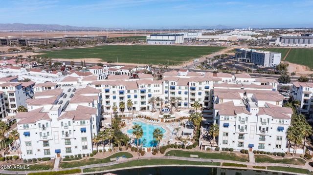 2511 W QUEEN CREEK Road 171, Chandler, AZ 85248