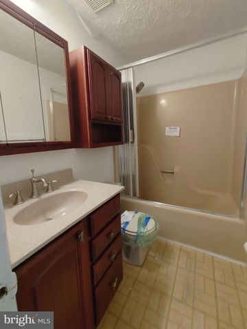 204 GRANADA RD, Pasadena, MD 21122