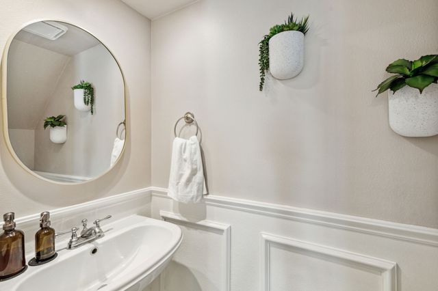 4102 Buena Vista Street 1, Dallas, TX 75204