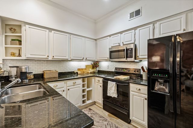 4102 Buena Vista Street 1, Dallas, TX 75204