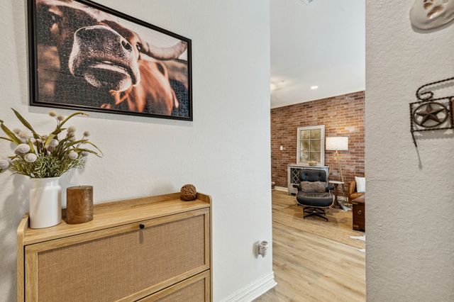 4102 Buena Vista Street 1, Dallas, TX 75204