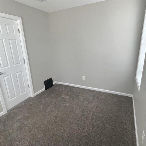 2209 Leahy Street, Muskegon, MI 49444