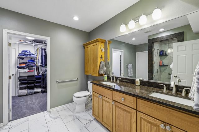 3939 River Oaks Drive, Des Moines, IA 50312