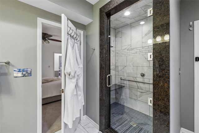 3939 River Oaks Drive, Des Moines, IA 50312