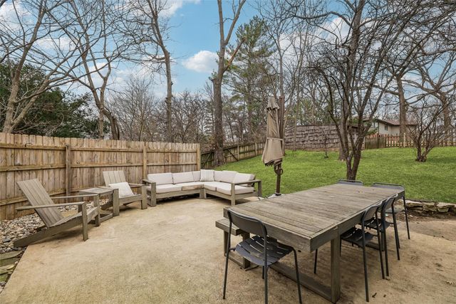 3939 River Oaks Drive, Des Moines, IA 50312