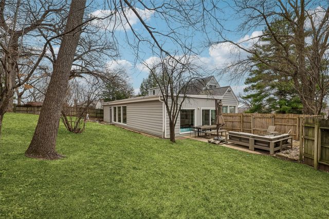 3939 River Oaks Drive, Des Moines, IA 50312