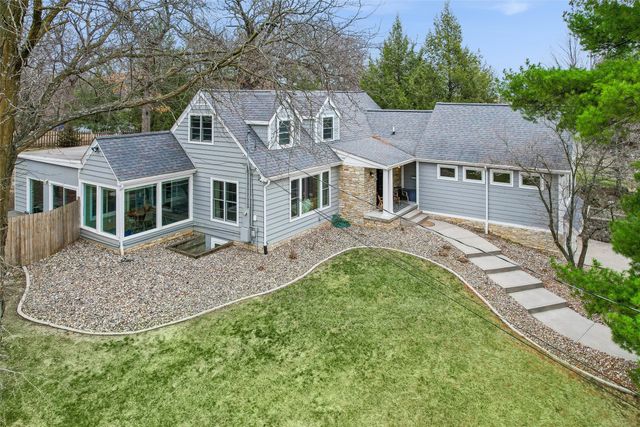 3939 River Oaks Drive, Des Moines, IA 50312