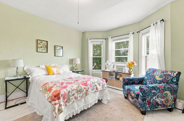 10 Albion St, Medford, MA 02155
