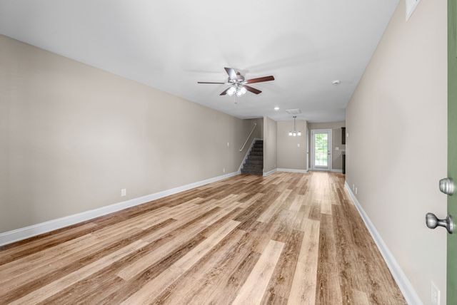 1224 Cardinal Creek Dr, Clarksville, TN 37040