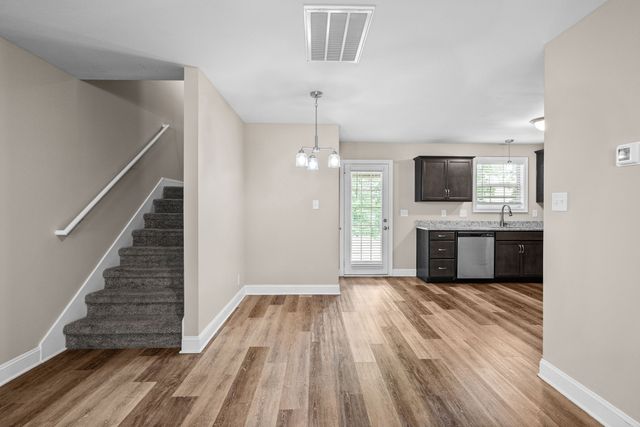 1224 Cardinal Creek Dr, Clarksville, TN 37040