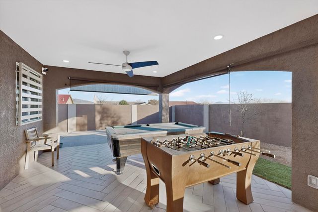 7700 Windsong Place SW, Albuquerque, NM 87121