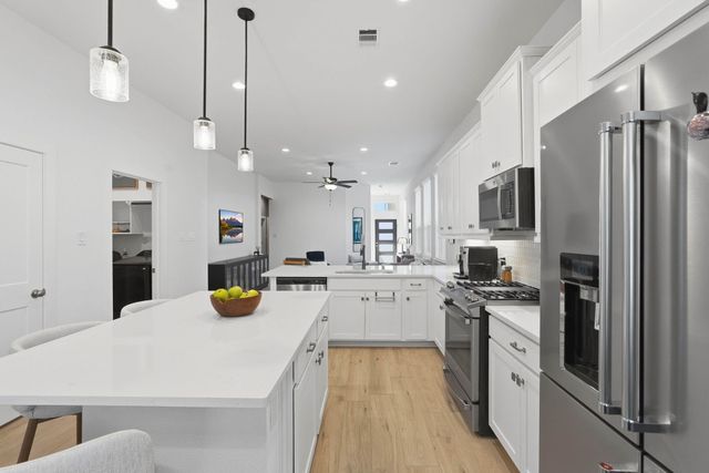 17907 Purple Amaranth, Conroe, TX 77385