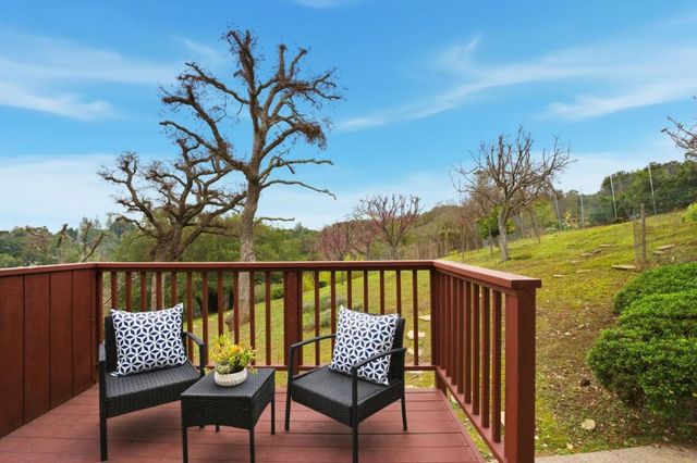 27769 Edgerton Road, Los Altos Hills, CA 94022