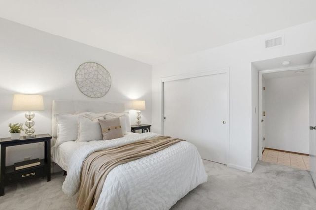 27769 Edgerton Road, Los Altos Hills, CA 94022