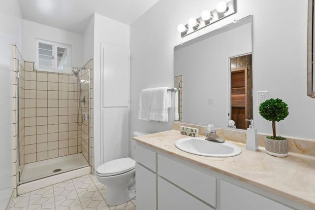 27769 Edgerton Road, Los Altos Hills, CA 94022